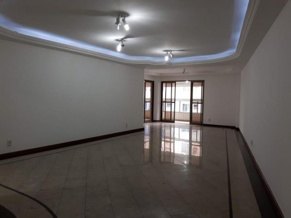 Apartamento com 4 Quartos para Alugar, 250 m² por R$ 1.780/Mês Rua Desembargador Augusto Botelho, 209 - Praia da Costa, Vila Velha - ES