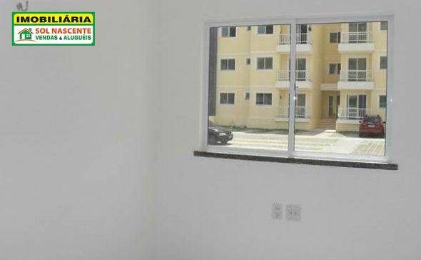 Apartamento com 3 Quartos para Alugar, 62 m² por R$ 550/Mês Rua Capitão Hugo Bezerra - Barroso, Fortaleza - CE