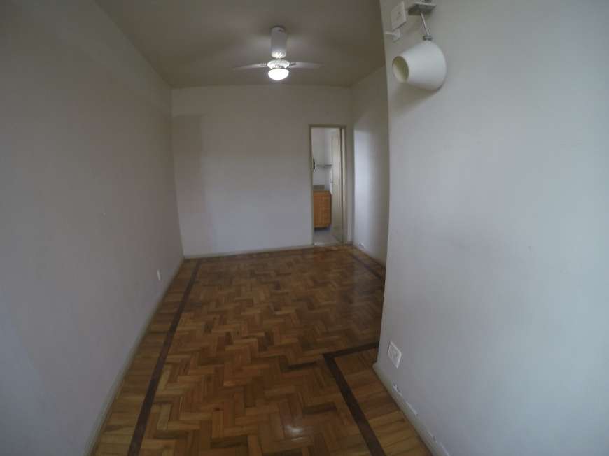 Apartamento com 4 Quartos para Alugar, 82 m² por R$ 900/Mês Rua Pedro Téles, 470 - Campinho, Rio de Janeiro - RJ
