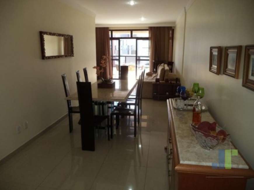 Apartamento com 3 Quartos para Alugar, 123 m² por R$ 600/Dia Rua Simplício Almeida Rodrigues - Centro, Guarapari - ES