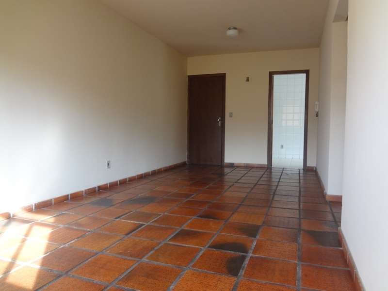 Apartamento com 2 Quartos para Alugar, 77 m² por R$ 1.500/Mês Rua Açucenas - Nova Suíssa, Belo Horizonte - MG