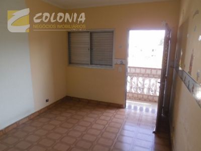 Apartamento com 1 Quarto para Alugar, 65 m² por R$ 900/Mês Rua Bárbara Heliodora, 350 - Jardim Utinga, Santo André - SP