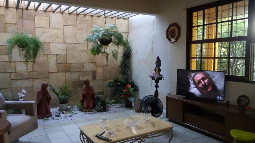 Casa com 7 Quartos para Alugar, 465 m² por R$ 6.000/Mês Rua Hermógenes de Morais, 149 - Madalena, Recife - PE