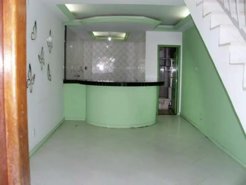 Apartamento com 2 Quartos para Alugar, 160 m² por R$ 600/Mês Centro, Euclides da Cunha - BA