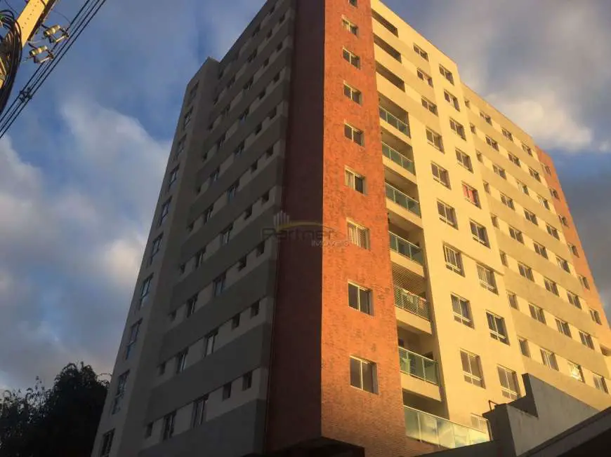 Apartamento com 2 Quartos para Alugar, 59 m² por R$ 1.250/Mês Rua André João Gasparin - Novo Mundo, Curitiba - PR