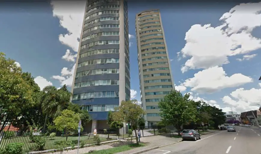 Apartamento com 4 Quartos à Venda, 317 m² por R$ 1.200.000 Avenida Manoel Ribas, 707 - Mercês, Curitiba - PR