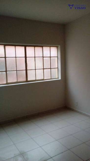 Apartamento com 3 Quartos para Alugar, 80 m² por R$ 800/Mês Centro, Uberaba - MG