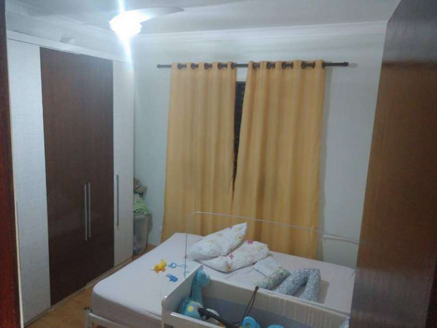 Apartamento com 2 Quartos à Venda, 51 m² por R$ 175.000 Rua Carlos Marcos Calsolari - Vila Marcondes, Carapicuíba - SP