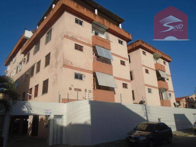 Apartamento com 3 Quartos para Alugar, 140 m² por R$ 1.000/Mês Rua Carlos Severo - Farias Brito, Fortaleza - CE