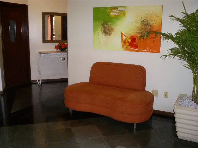 Apartamento com 3 Quartos para Alugar por R$ 950/Mês Rua Paraná - Centro, Cascavel - PR