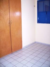 Apartamento com 3 Quartos para Alugar, 96 m² por R$ 1.000/Mês Rua Visconde da Parnaíba - Horto Florestal, Teresina - PI