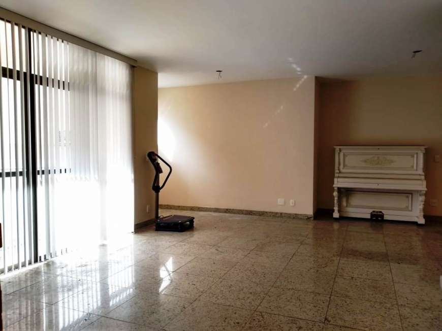 Apartamento com 4 Quartos para Alugar, 129 m² por R$ 2.500/Mês Buritis, Belo Horizonte - MG