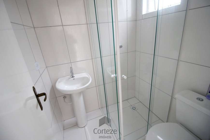 Apartamento com 2 Quartos para Alugar, 40 m² por R$ 550/Mês Rua Santa Efigênia, 446 - Roseira, São José dos Pinhais - PR
