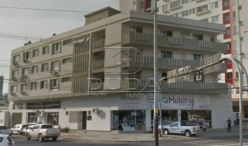 Apartamento com 3 Quartos para Alugar por R$ 1.200/Mês Centro, Criciúma - SC
