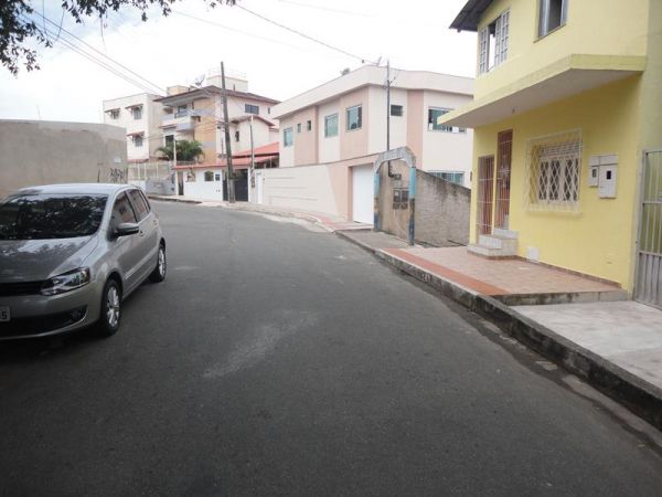 Casa com 2 Quartos à Venda, 80 m² por R$ 190.000 Rua Santo Antônio - Muquiçaba, Guarapari - ES