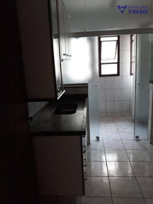 Apartamento com 3 Quartos para Alugar por R$ 1.300/Mês São Benedito, Uberaba - MG