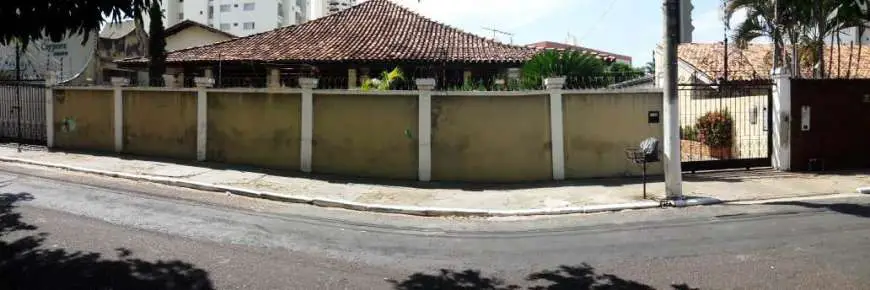 Casa com 5 Quartos para Alugar, 450 m² por R$ 6.000/Mês Rua General João Luiz Pereira, 405 - Duque de Caxias, Cuiabá - MT