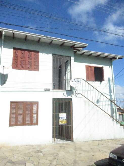 Apartamento com 2 Quartos para Alugar por R$ 800/Mês Rua Guaianá, 377 - Vila Monte Carlo, Cachoeirinha - RS