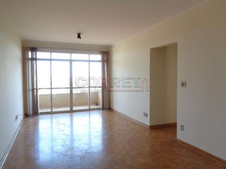 Apartamento com 3 Quartos para Alugar, 173 m² por R$ 1.100/Mês Jardim Sumaré, Araçatuba - SP