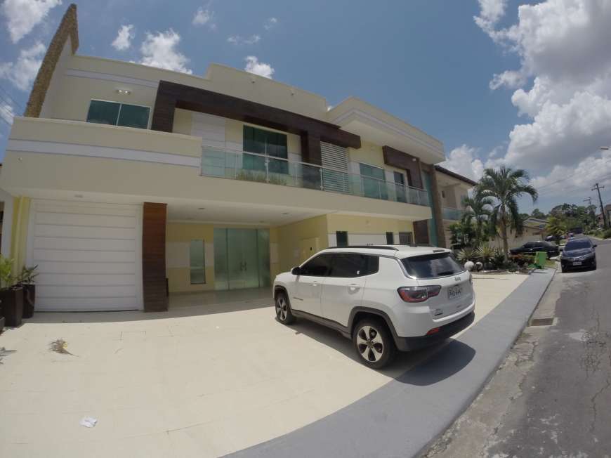 Casa de Condomínio com 5 Quartos à Venda, 504 m² por R$ 2.200.000 Rua Wagner - Tarumã, Manaus - AM