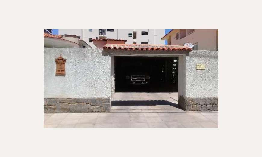 Casa com 5 Quartos à Venda, 199 m² por R$ 700.000 Rua Aureliano Teixeira de Vasconcelos - Jatiúca, Maceió - AL