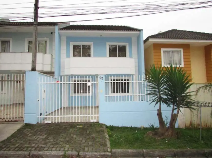 Sobrado com 3 Quartos para Alugar, 101 m² por R$ 1.450/Mês Uberaba, Curitiba - PR