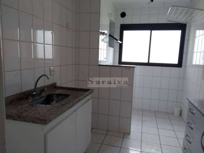 Apartamento com 3 Quartos para Alugar, 68 m² por R$ 1.230/Mês Avenida Lauro Gomes - Rudge Ramos, São Bernardo do Campo - SP