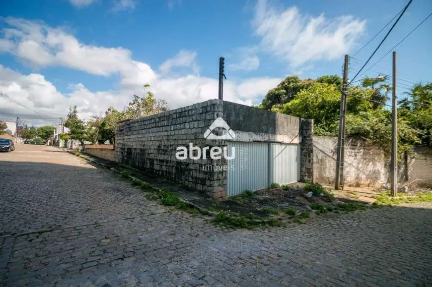 Casa com 3 Quartos à Venda, 450000 m² por R$ 2.500.000 Rua Almirante Teotônio Carvalho, 1087 - Tirol, Natal - RN