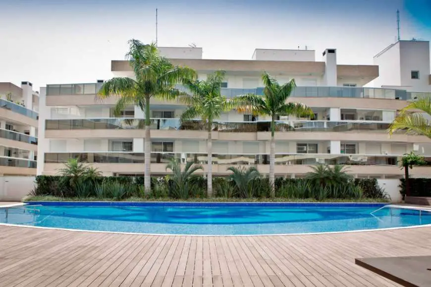 Apartamento com 3 Quartos para Alugar por R$ 600/Dia Rua Dario João de Souza - Jurerê, Florianópolis - SC