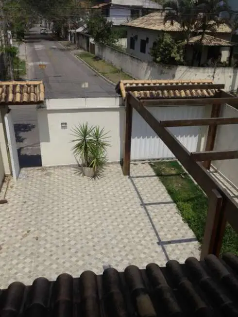 Casa com 3 Quartos à Venda, 360 m² por R$ 560.000 Rua Hernani Coutinho da Costa - Costa Azul, Rio das Ostras - RJ