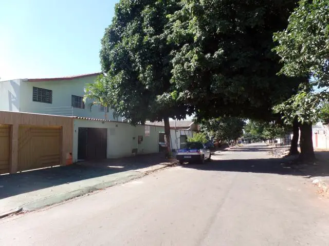 Sobrado com 4 Quartos para Alugar, 300 m² por R$ 2.800/Mês Rua 1001, 618 - Setor Pedro Ludovico, Goiânia - GO