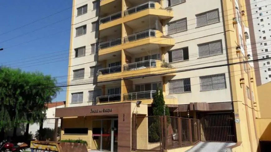 Apartamento com 3 Quartos para Alugar, 198 m² por R$ 1.600/Mês Centro, Campo Grande - MS