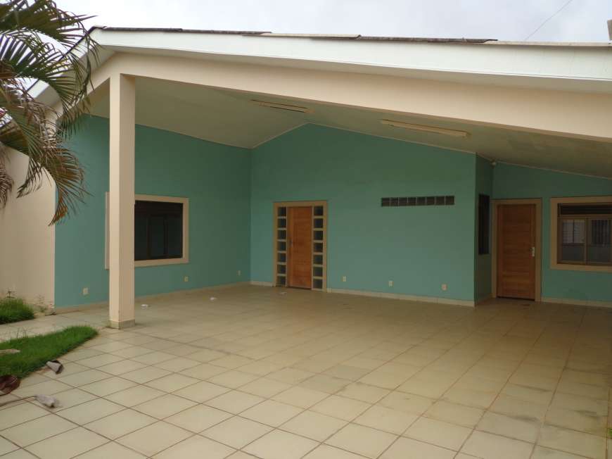 Casa com 3 Quartos para Alugar, 250 m² por R$ 2.300/Mês Rua Raimundo Gomes de Oliveira, 4121 - São João Bosco, Porto Velho - RO