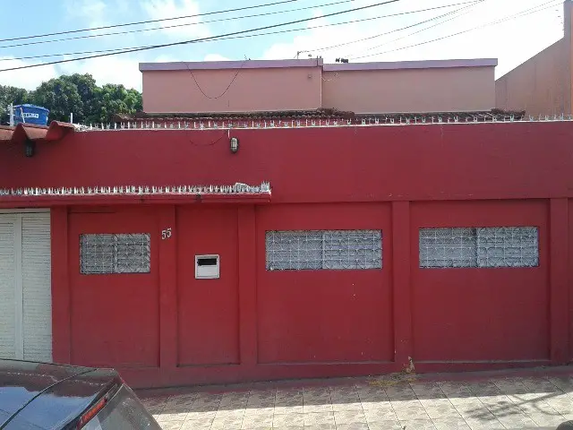 Casa com 3 Quartos para Alugar, 140 m² por R$ 4.500/Mês Nossa Senhora das Graças, Manaus - AM