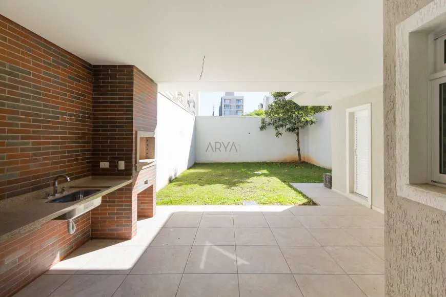 Sobrado com 3 Quartos à Venda, 307 m² por R$ 1.200.000 Alto Da Rua Xv, Curitiba - PR