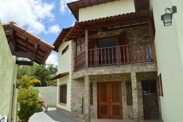 Casa com 6 Quartos à Venda, 306 m² por R$ 700.000 Quinta da Barra, Teresópolis - RJ