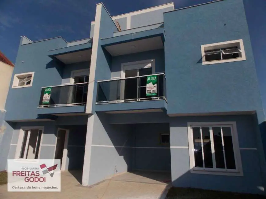 Sobrado com 3 Quartos para Alugar, 131 m² por R$ 2.300/Mês Rua Oscár Wilde, 933 - Novo Mundo, Curitiba - PR