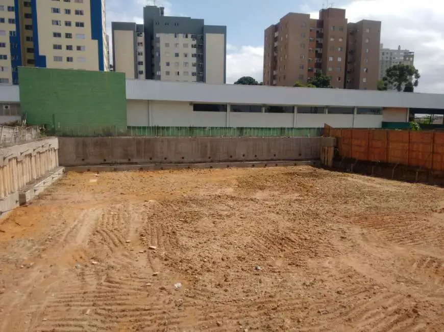 Lote/Terreno à Venda, 1440 m² por R$ 2.000.000 Rua Pedro Bonat, 110 - Novo Mundo, Curitiba - PR