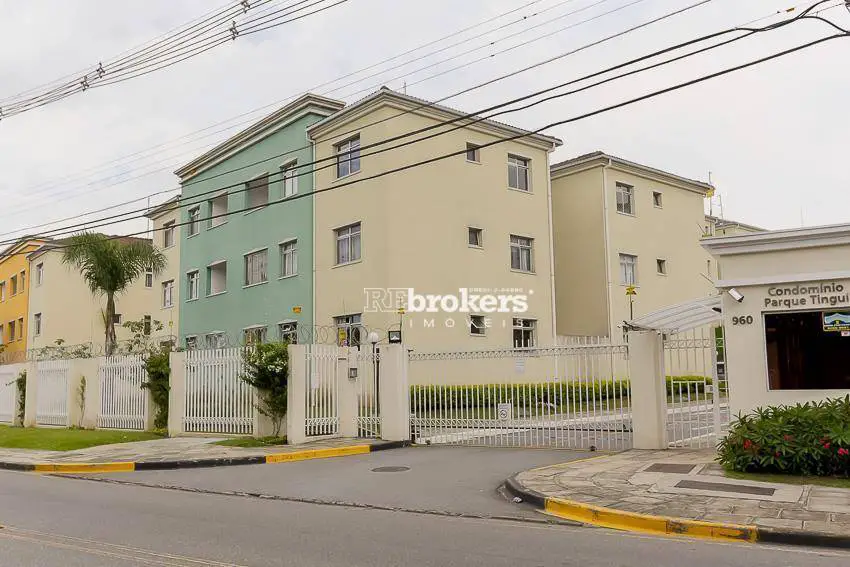 Apartamento com 3 Quartos para Alugar, 72 m² por R$ 1.200/Mês Rua José Casagrande, 960 - Vista Alegre, Curitiba - PR