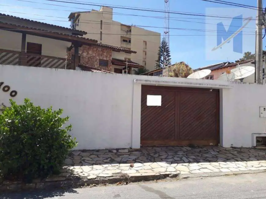 Casa com 5 Quartos para Alugar, 280 m² por R$ 4.500/Mês Alto Cajueiros, Macaé - RJ