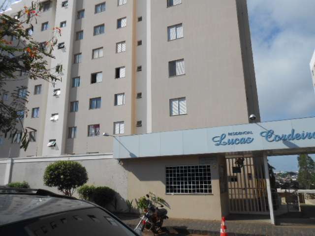 Apartamento com 3 Quartos para Alugar, 75 m² por R$ 1.000/Mês Rua Antônio Mano de Carvalho - Nossa Senhora das Graças, Uberlândia - MG