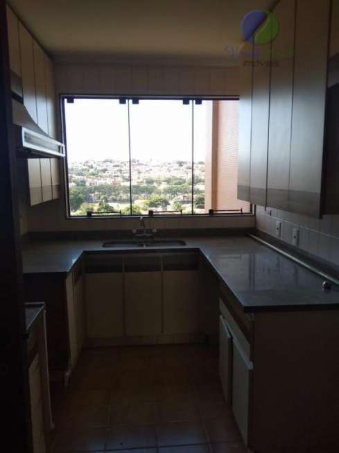 Apartamento com 4 Quartos para Alugar, 160 m² por R$ 1.700/Mês Jardim Paraíso, Campinas - SP