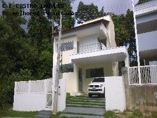 Casa de Condomínio com 3 Quartos à Venda, 180 m² por R$ 690.000 Novo Aleixo, Manaus - AM