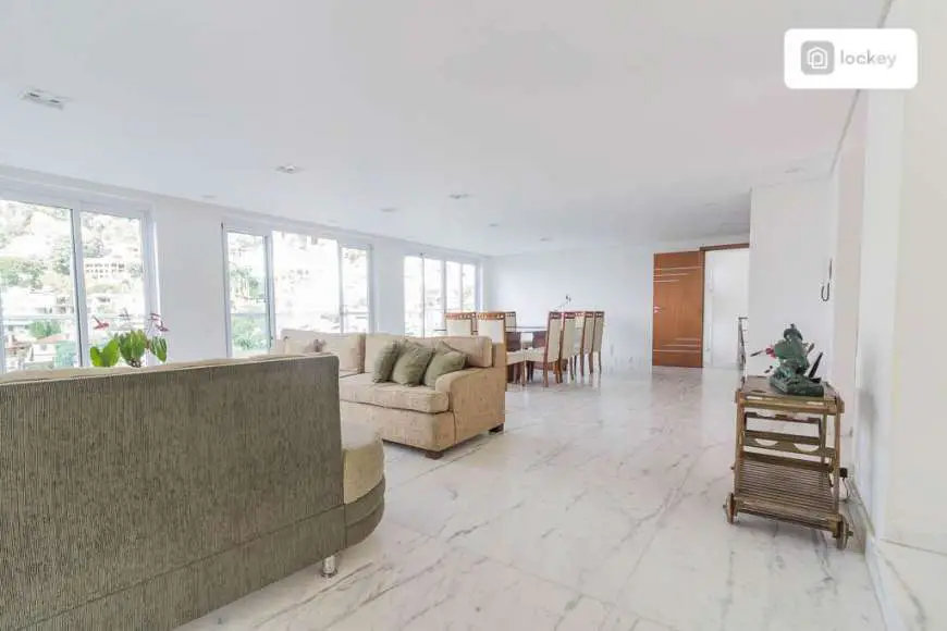 Casa com 9 Quartos para Alugar, 649 m² por R$ 16.500/Mês Rua Aldo Casillo, 366 - Mangabeiras, Belo Horizonte - MG