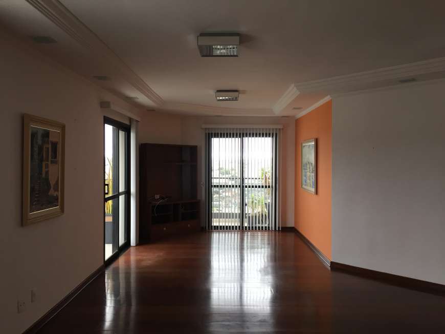 Apartamento com 4 Quartos à Venda, 210 m² por R$ 750.000 Rua Gaspar Conqueiro - Vila Vitória, Mogi das Cruzes - SP