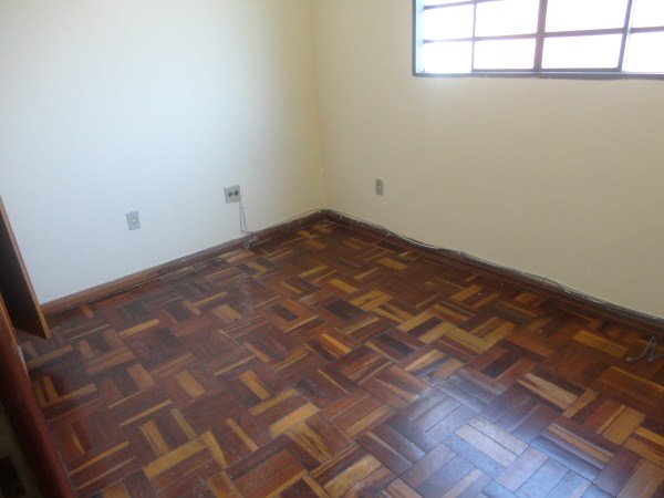 Apartamento com 3 Quartos para Alugar, 113 m² por R$ 1.000/Mês Rua da Bahia, 325 - Centro, Belo Horizonte - MG