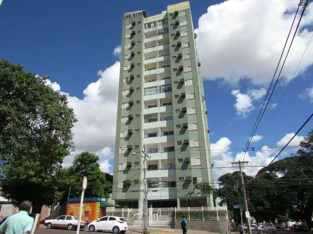 Apartamento com 3 Quartos para Alugar, 89 m² por R$ 850/Mês Avenida Afonso Pena, 2582 - Jardim dos Estados, Campo Grande - MS