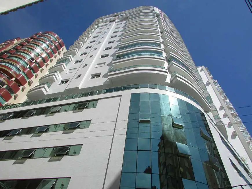 Apartamento com 4 Quartos à Venda, 283 m² por R$ 3.360.000 Centro, Balneário Camboriú - SC