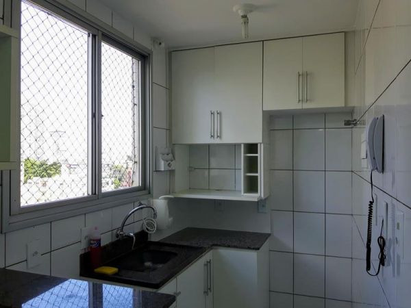 Apartamento com 1 Quarto para Alugar, 35 m² por R$ 800/Mês Avenida Hugo Musso, 555 - Praia da Costa, Vila Velha - ES