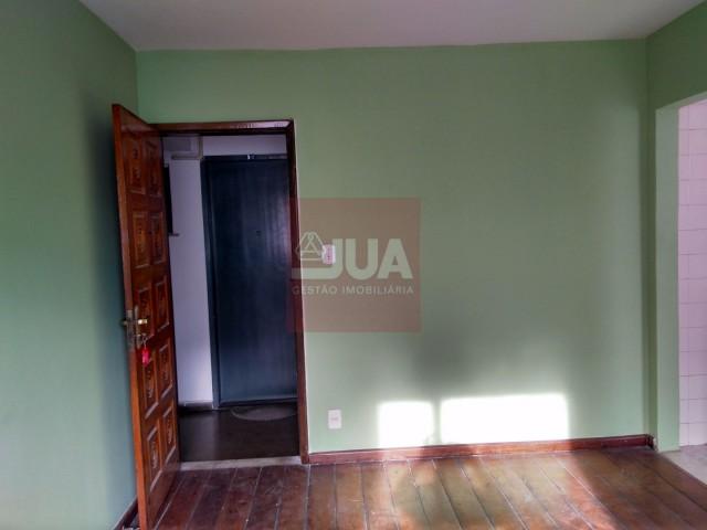 Apartamento com 2 Quartos para Alugar, 80 m² por R$ 650/Mês Rua Ministro Lafaiete de Andrade - Centro, Nova Iguaçu - RJ